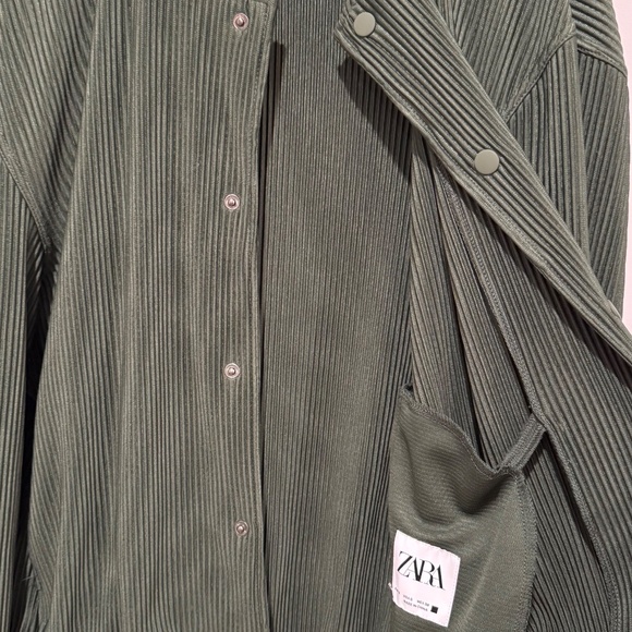 Pleated Olive Green Bomber - Picture 2 of 4